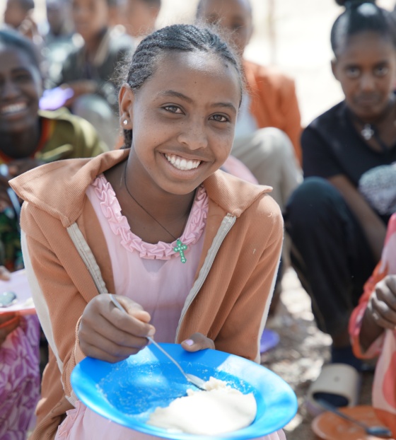 children with food